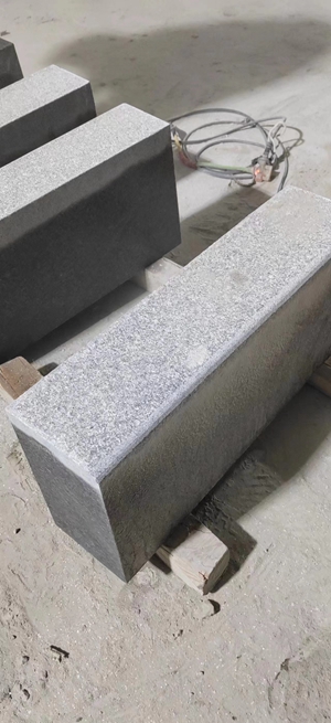 鲁灰石：塑造高端建筑之美